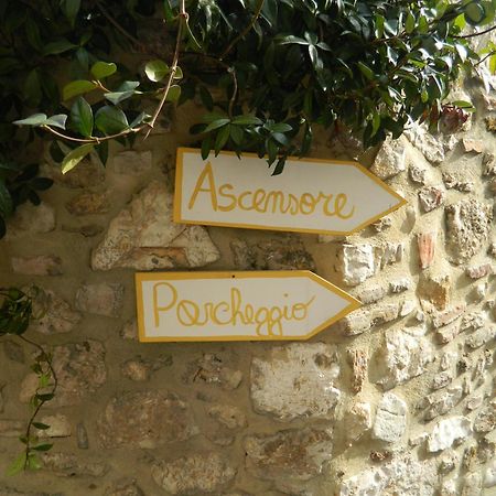 Апартаменты Casa Dell'Oliveto "Parcheggio Gratuito" Нарни Экстерьер фото