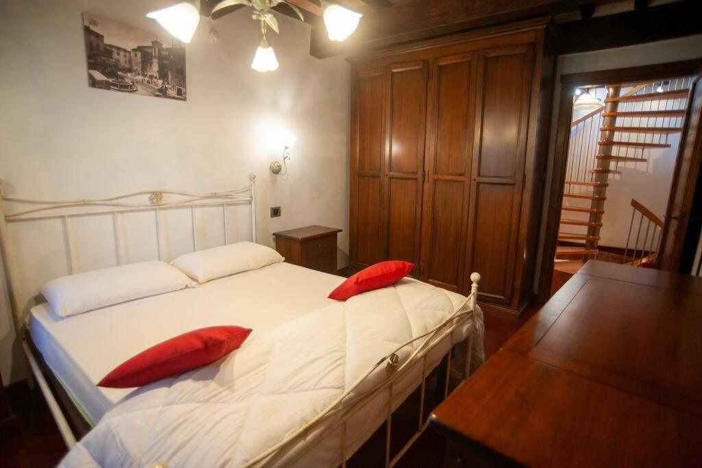 Апартаменты Casa Dell'Oliveto "Parcheggio Gratuito" Нарни Экстерьер фото
