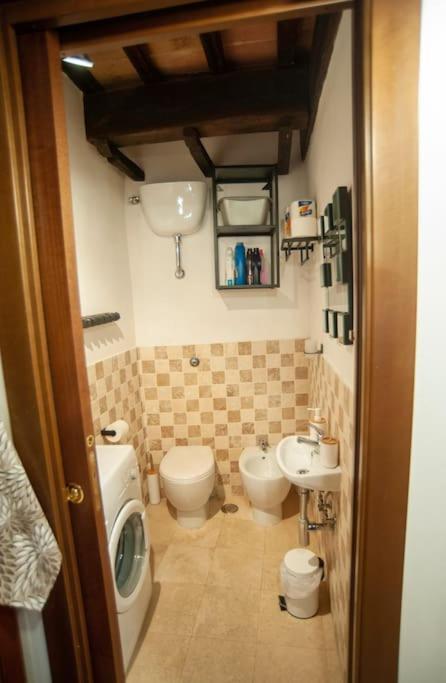 Апартаменты Casa Dell'Oliveto "Parcheggio Gratuito" Нарни Экстерьер фото